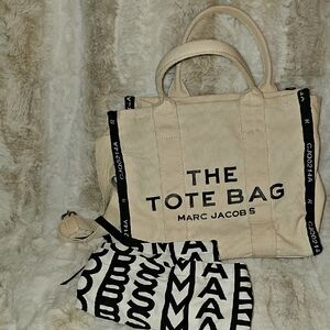 Marc Jacobs Cream Tote Bag